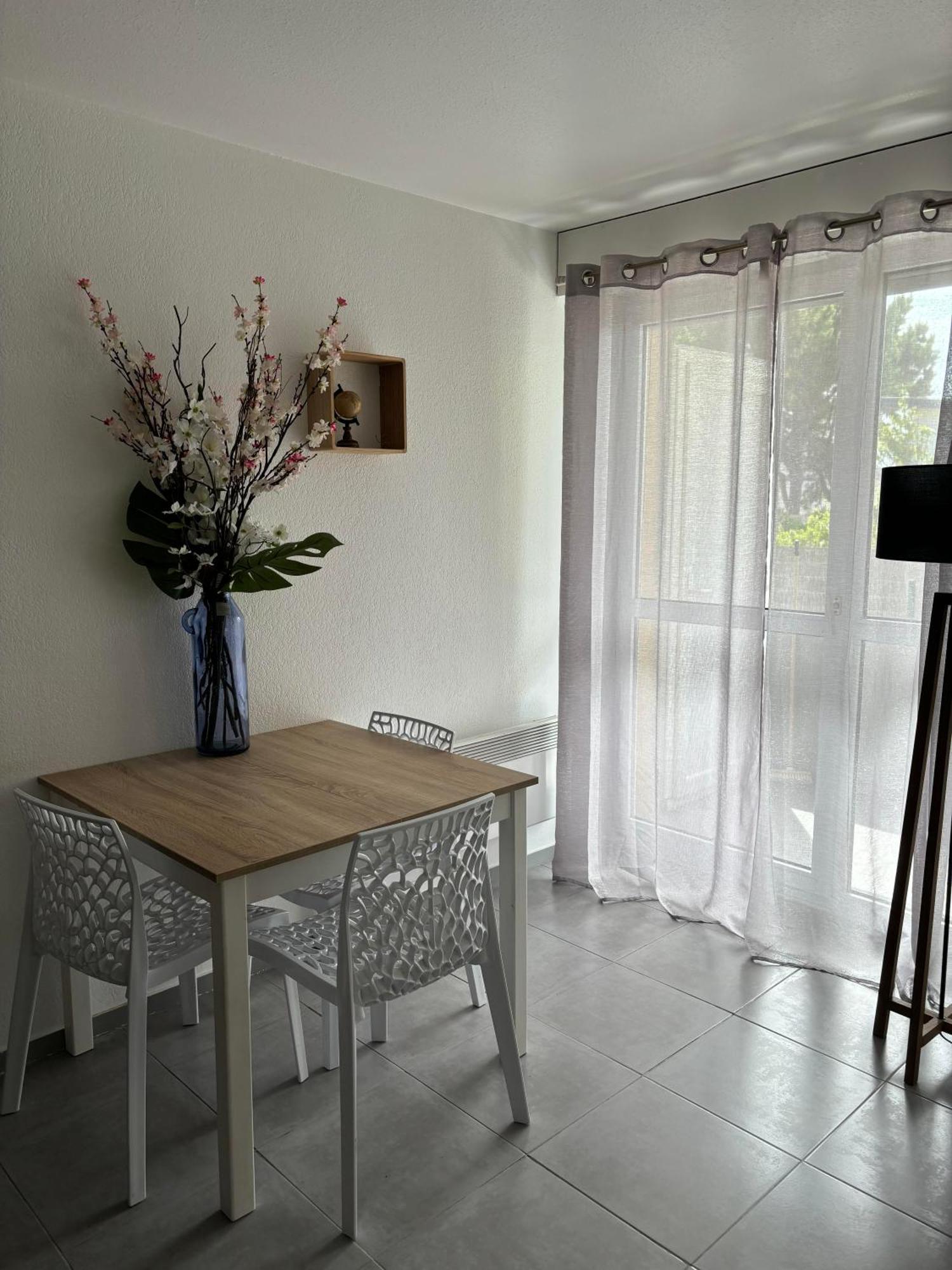 Appartement Studio 4 Personnes Dans Residence Avec Piscine 퀴베론 외부 사진